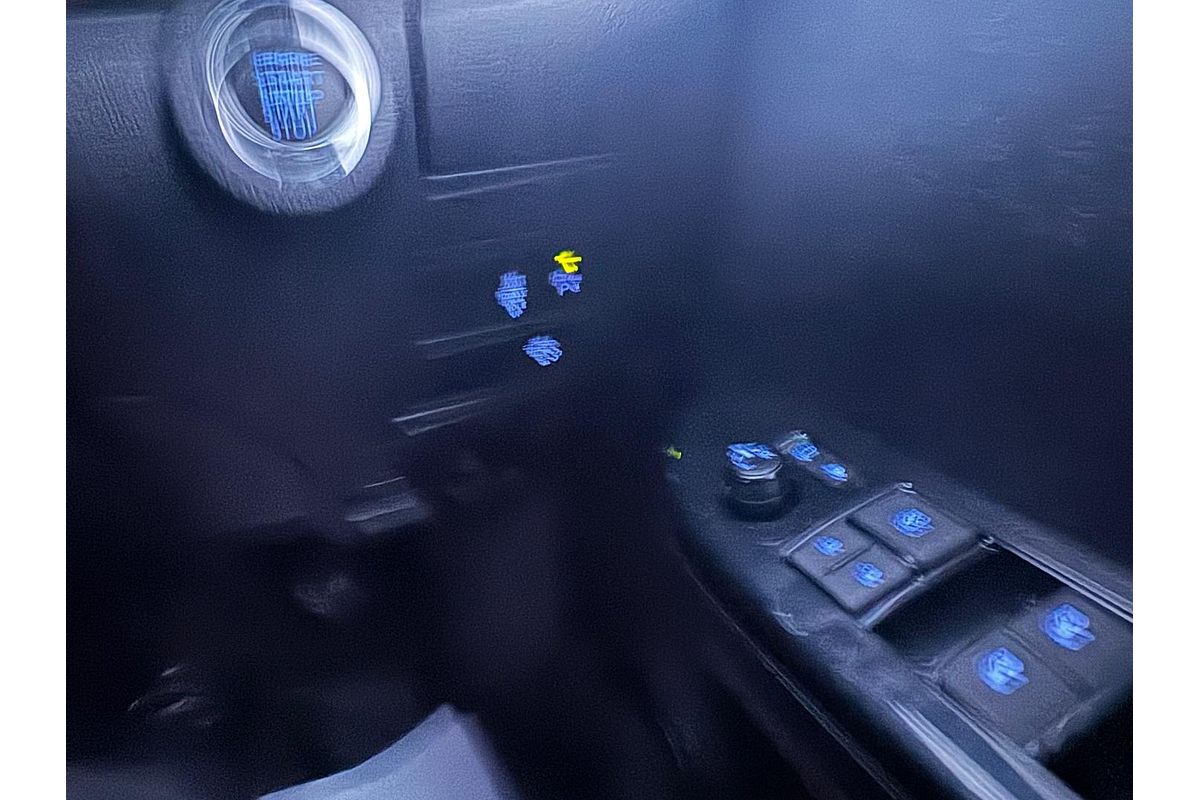 2022 Toyota Hilux SR5 GUN126R 4X4