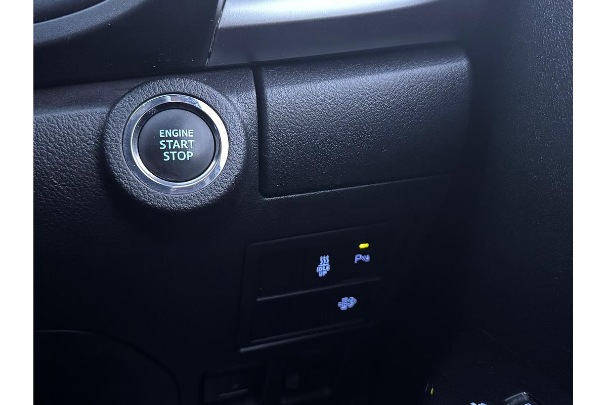 2022 Toyota Hilux SR5 GUN126R 4X4