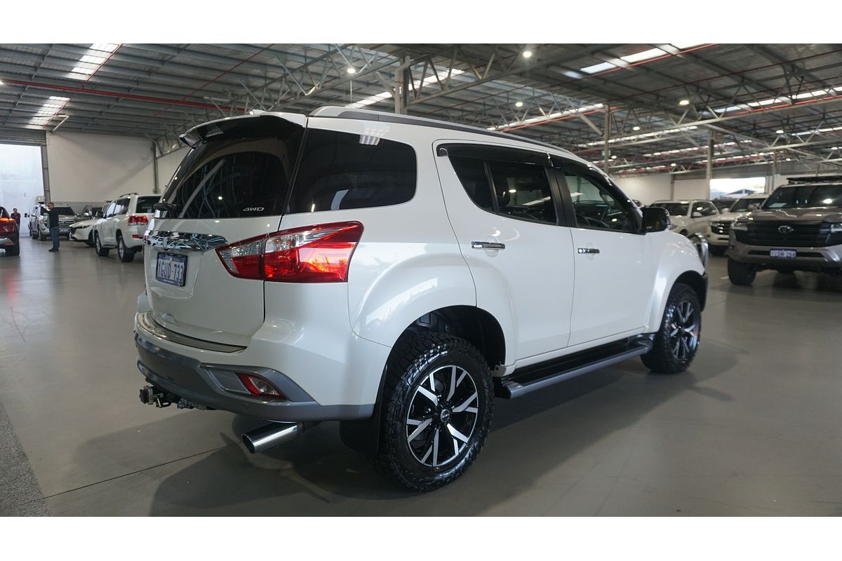 2019 Isuzu MU-X LS-T