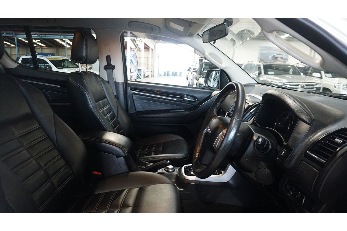 2019 Isuzu MU-X LS-T