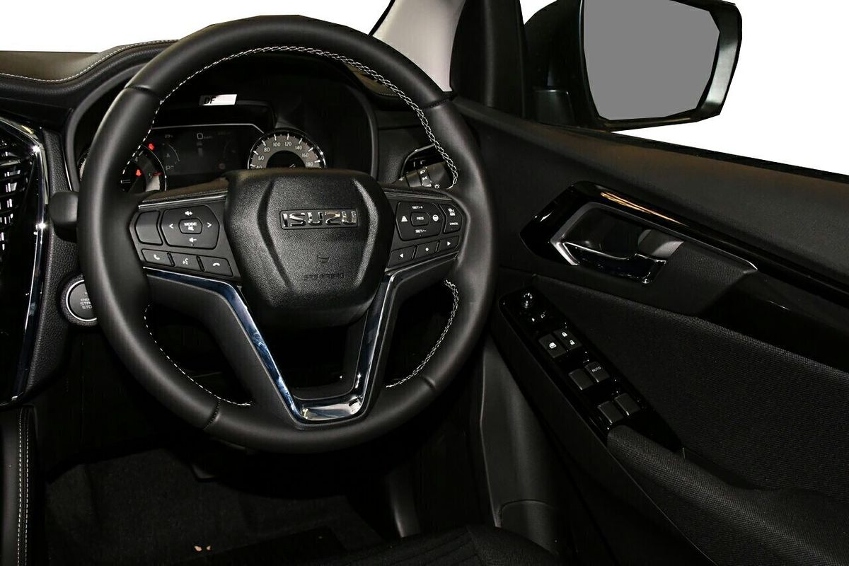 2025 Isuzu MU-X LS-U