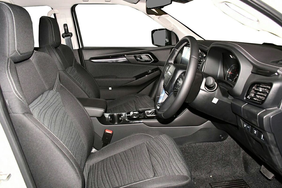 2025 Isuzu MU-X LS-U