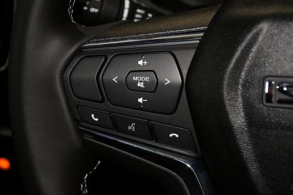 2025 Isuzu MU-X LS-U