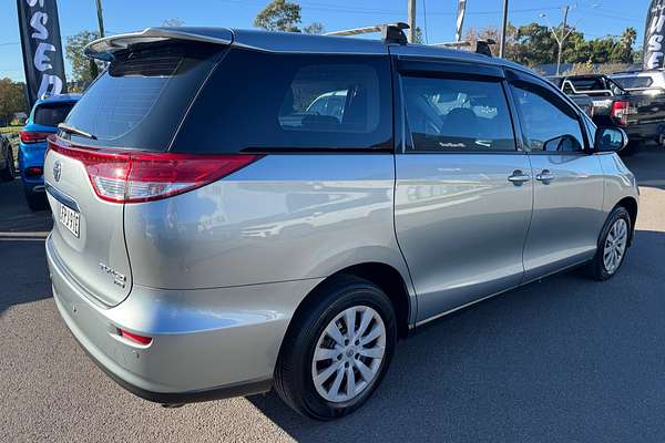 2011 Toyota Tarago GLi ACR50R