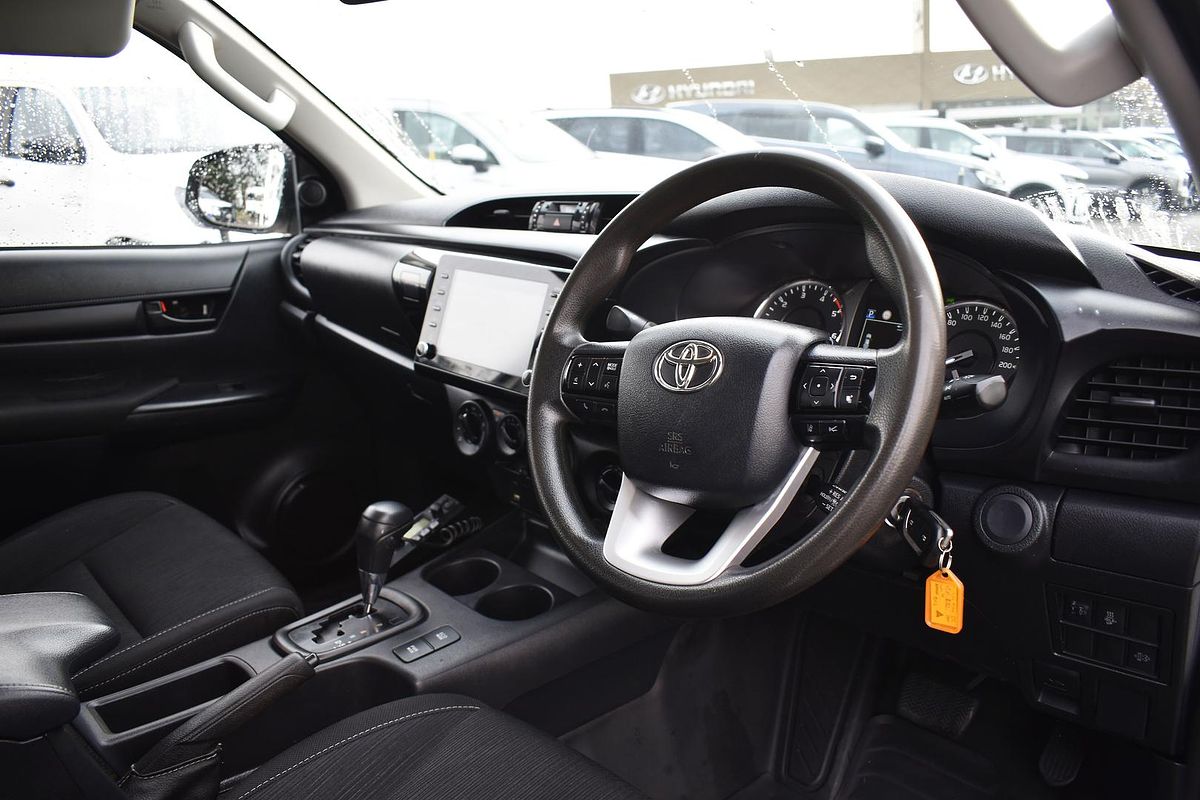 2021 Toyota Hilux SR GUN126R 4X4
