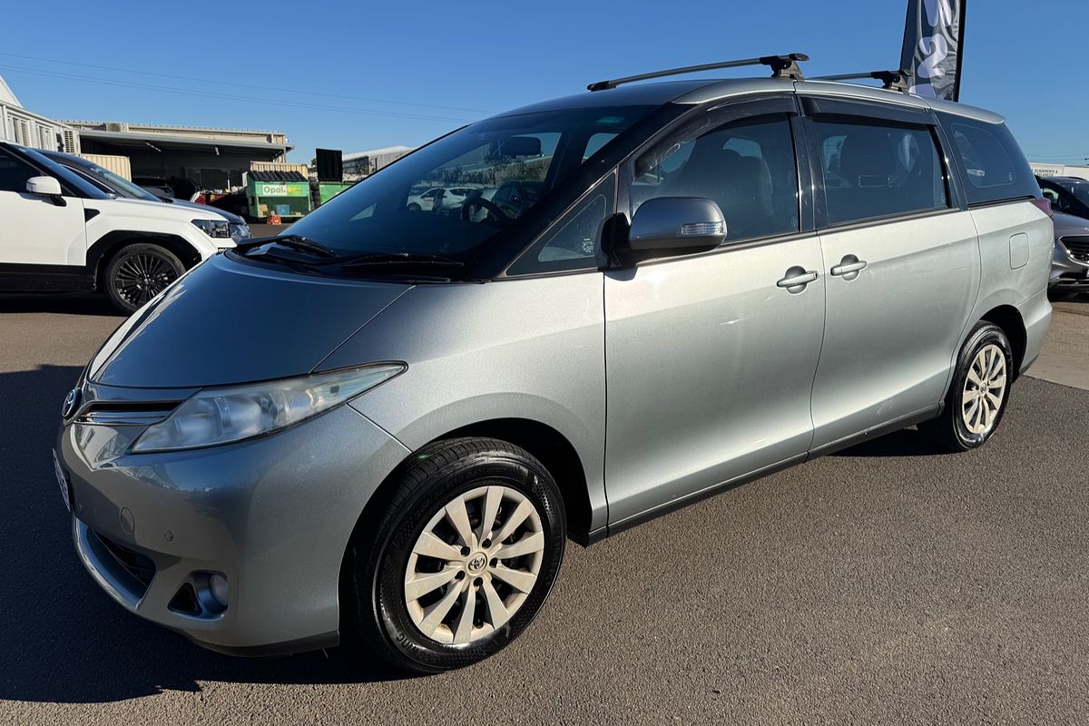 2011 Toyota Tarago GLi ACR50R