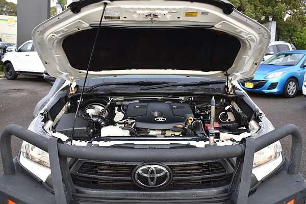 2021 Toyota Hilux SR GUN126R 4X4