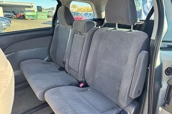 2011 Toyota Tarago GLi ACR50R