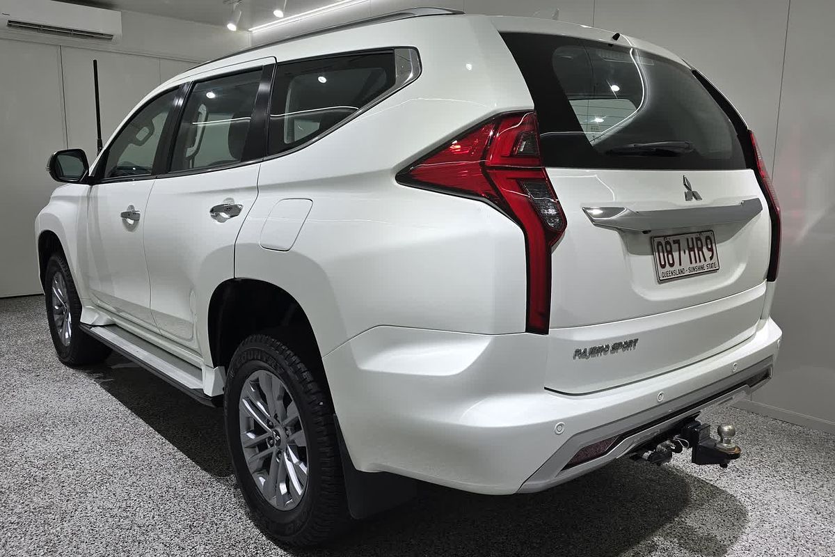 2023 Mitsubishi Pajero Sport GLX QF
