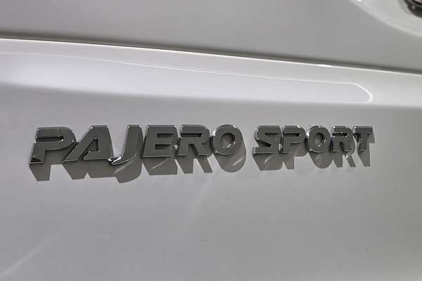 2023 Mitsubishi Pajero Sport GLX QF