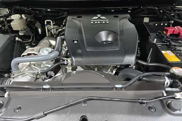 2023 Mitsubishi Pajero Sport GLX QF