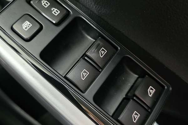 2023 Mitsubishi Pajero Sport GLX QF