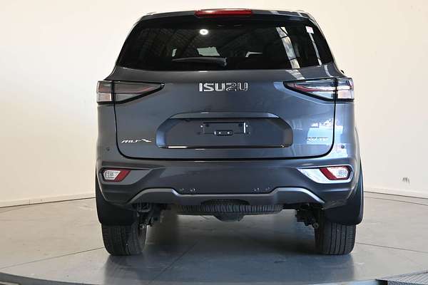 2022 Isuzu MU-X LS-T