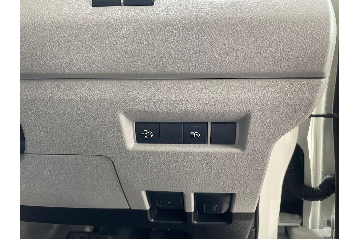 2022 Toyota Hiace GDH300R LWB