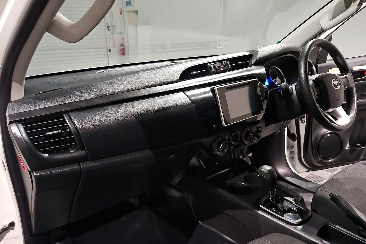 2019 Toyota Hilux SR GUN126R 4X4