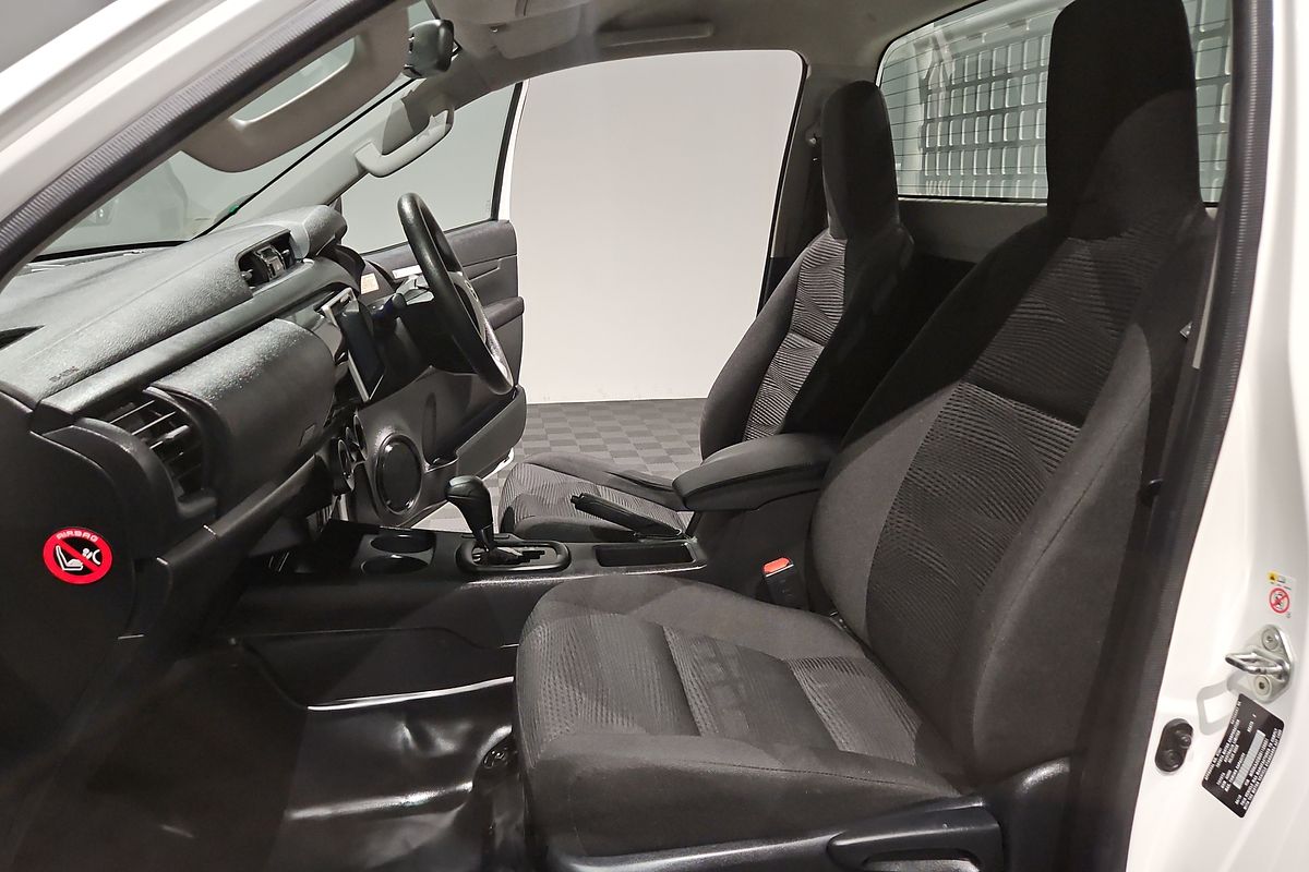 2019 Toyota Hilux SR GUN126R 4X4