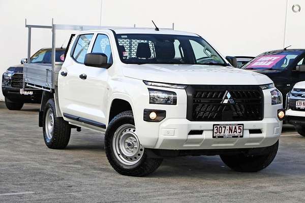 2025 Mitsubishi Triton GLX MV 4X4