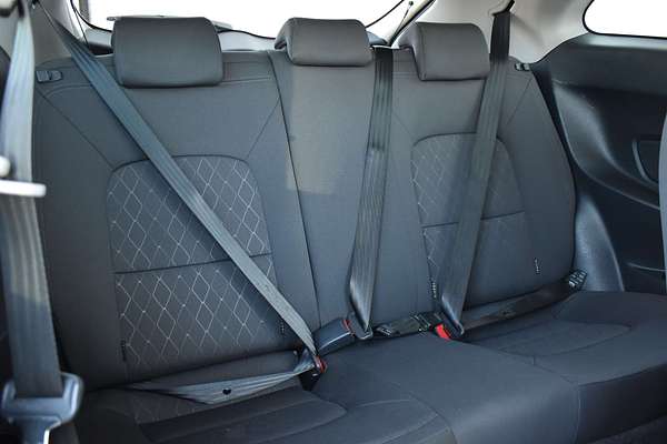 2015 Kia Rio S UB