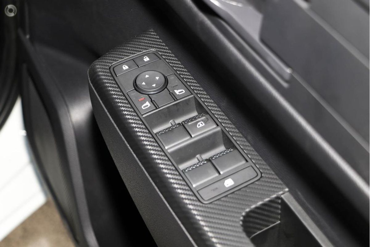 2025 Mitsubishi Triton GLX MV 4X4