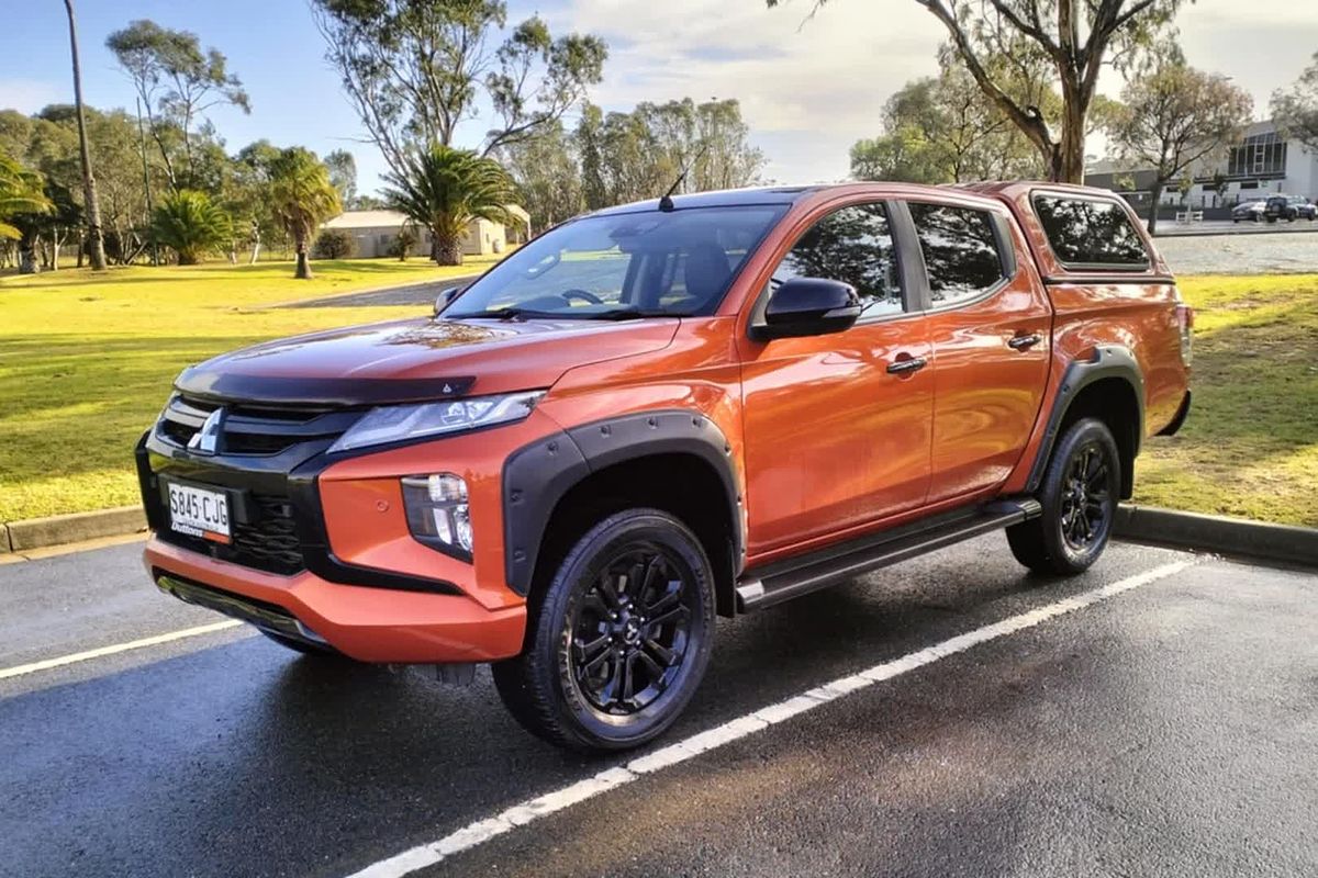 2021 Mitsubishi Triton GSR MR 4X4