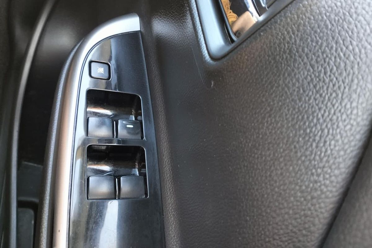2021 Mitsubishi Triton GSR MR 4X4