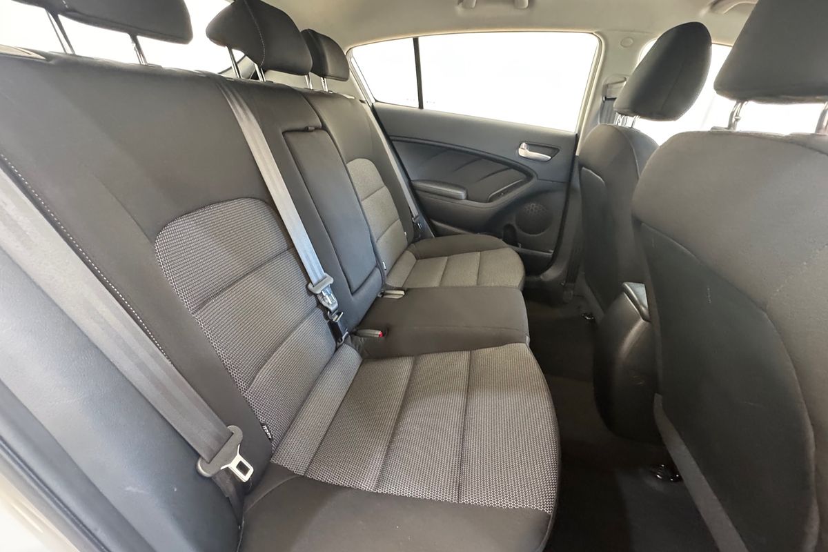 2016 Kia Cerato S YD