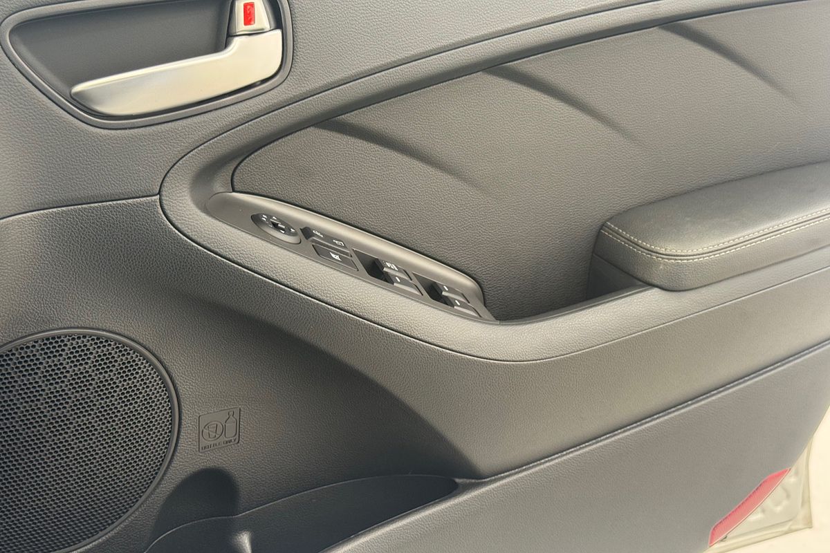 2016 Kia Cerato S YD