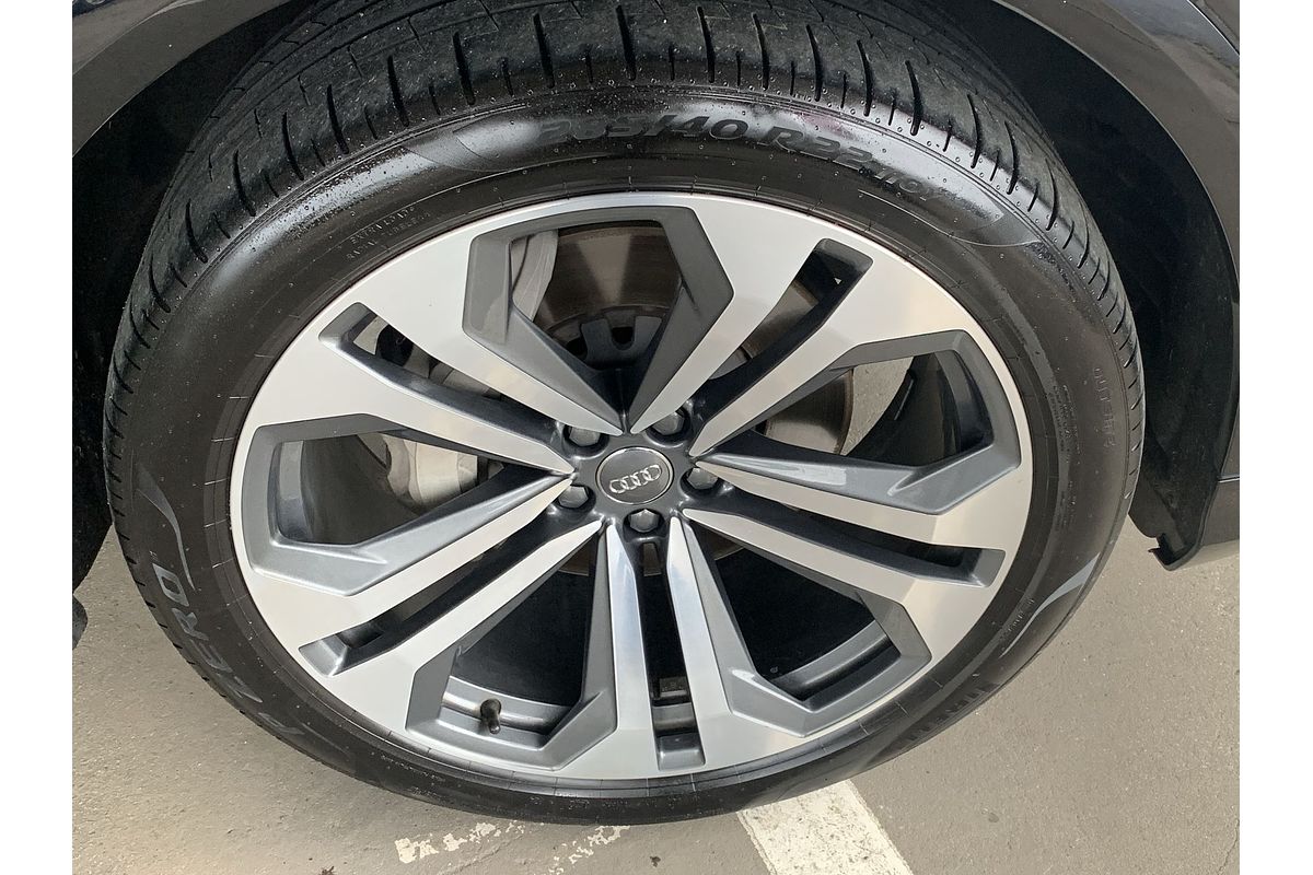 2019 Audi Q8 55 TFSI F1
