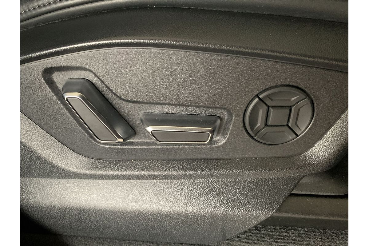 2019 Audi Q8 55 TFSI F1