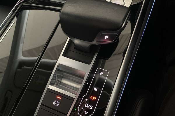 2019 Audi Q8 55 TFSI F1