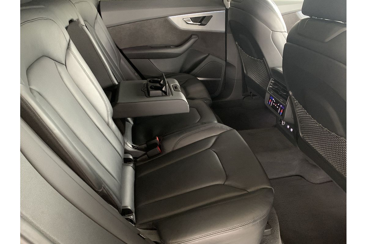 2019 Audi Q8 55 TFSI F1