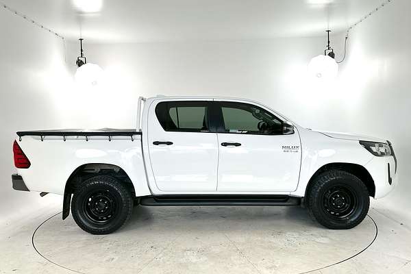 2022 Toyota Hilux SR GUN126R