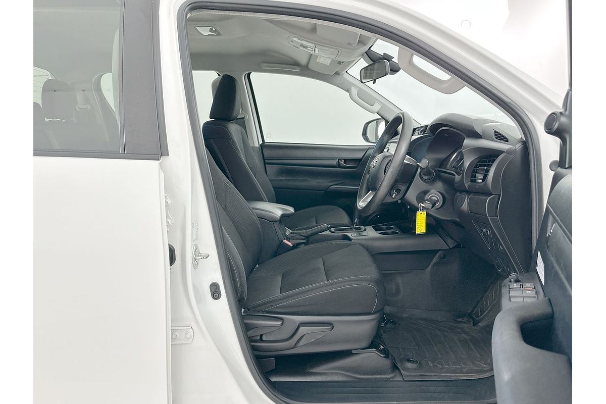 2022 Toyota Hilux SR GUN126R