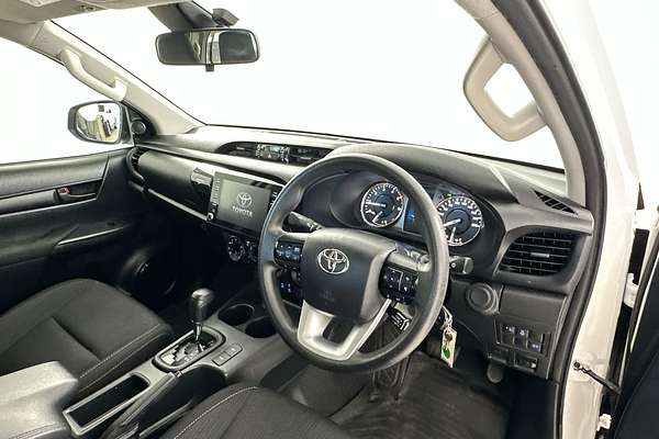 2022 Toyota Hilux SR GUN126R