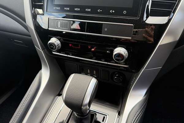 2025 Mitsubishi Pajero Sport GLX QG