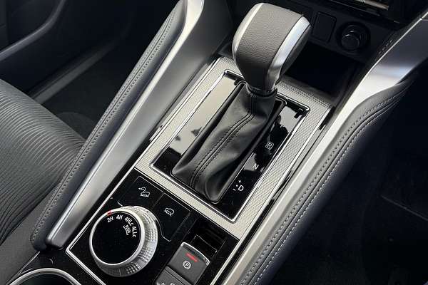 2025 Mitsubishi Pajero Sport GLX QG