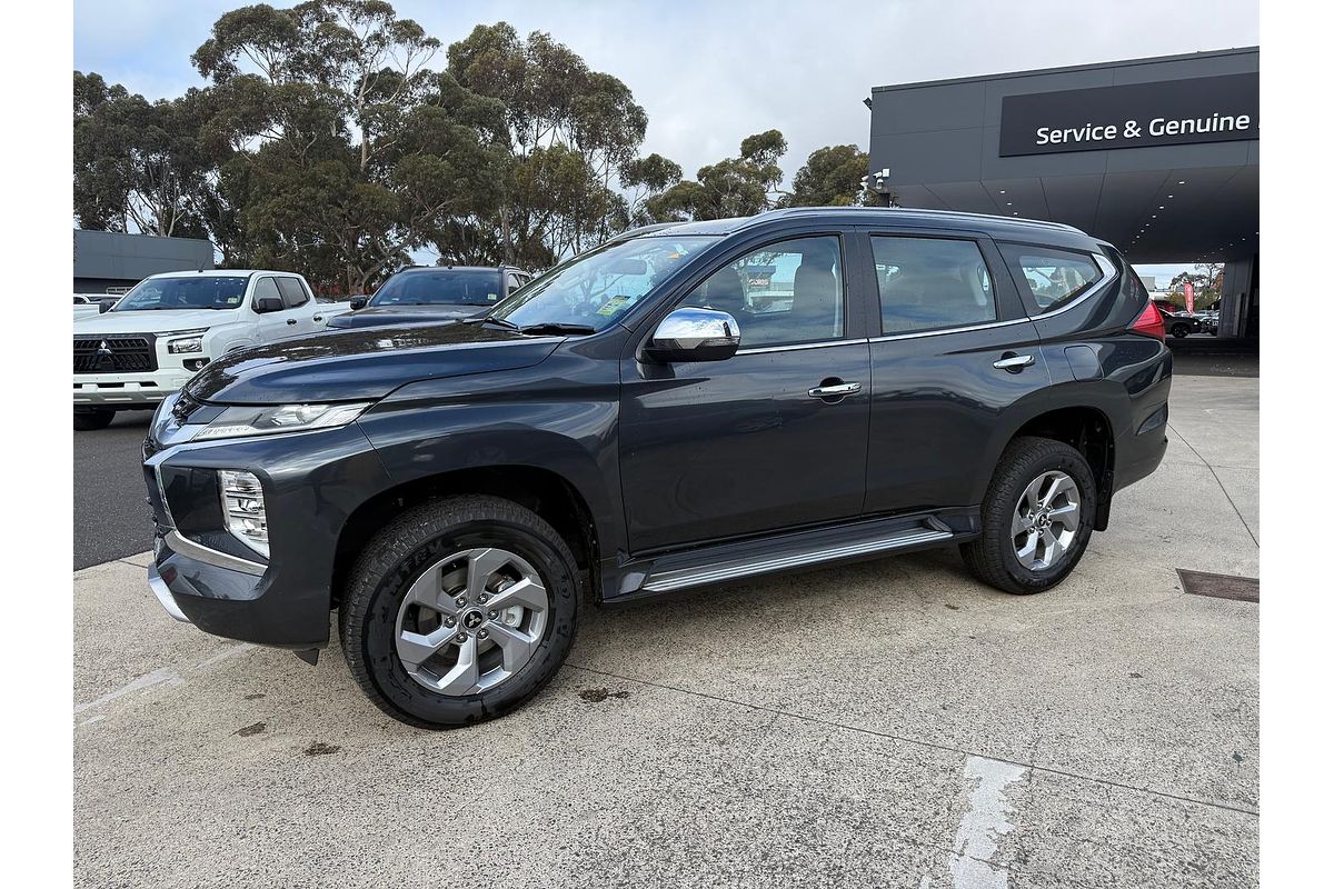 2025 Mitsubishi Pajero Sport GLX QG