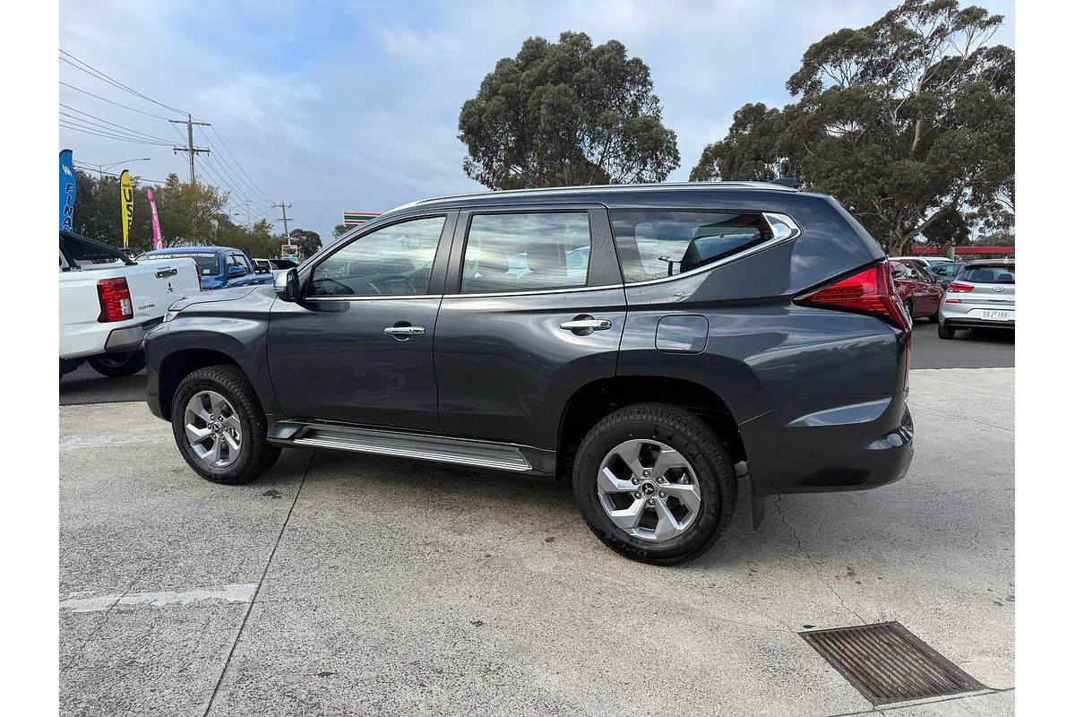 2025 Mitsubishi Pajero Sport GLX QG