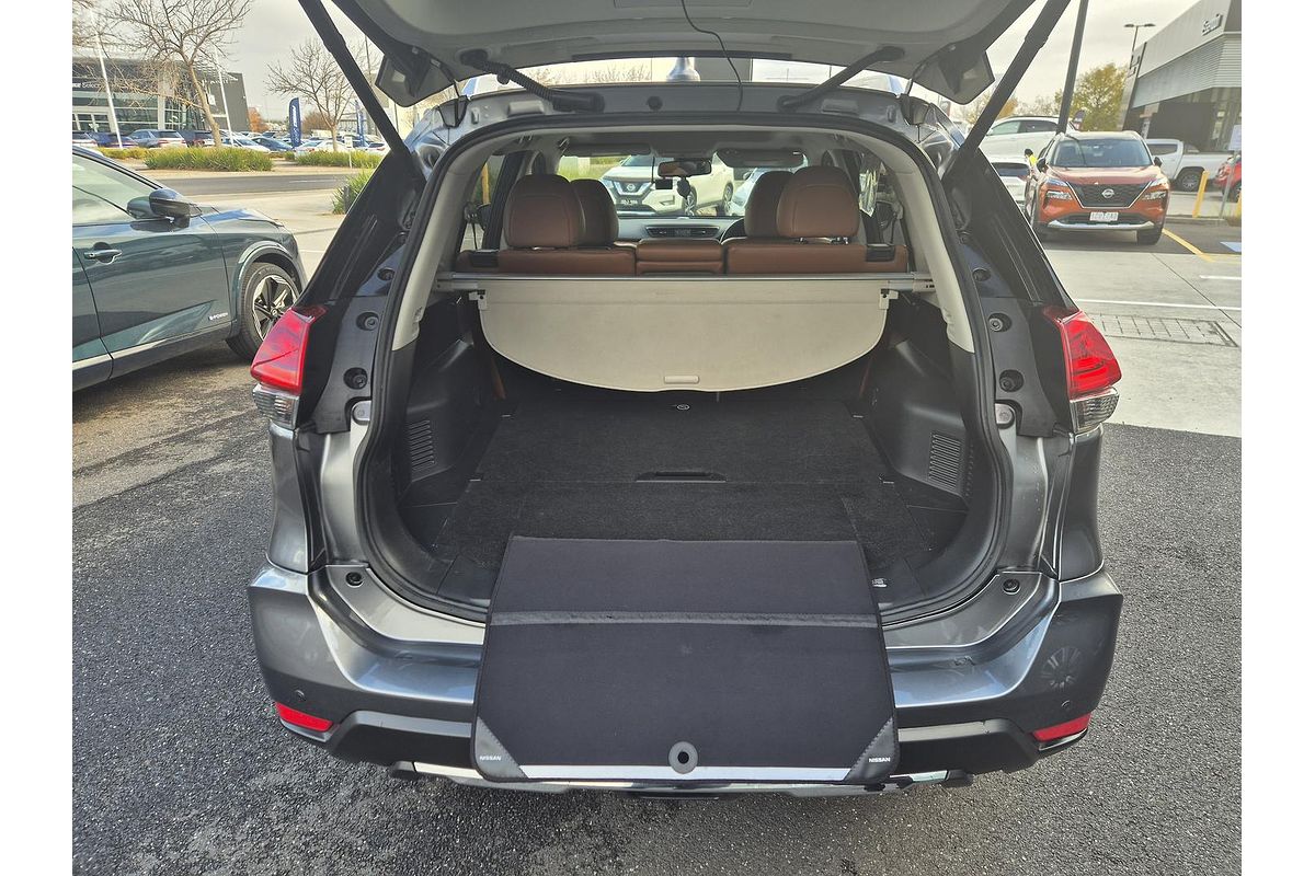 2017 Nissan X-TRAIL Ti T32