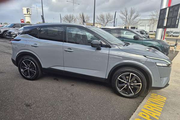 2024 Nissan QASHQAI Ti J12