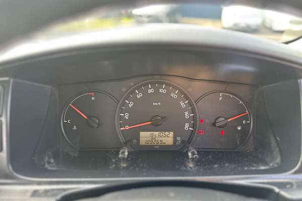 2014 Toyota HIACE  TRH221R