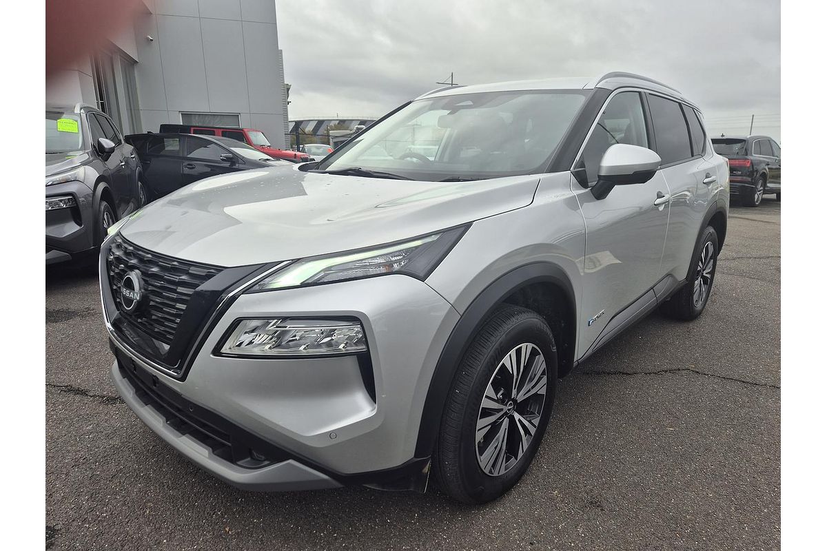 2023 Nissan X-TRAIL ST-L e-POWER T33