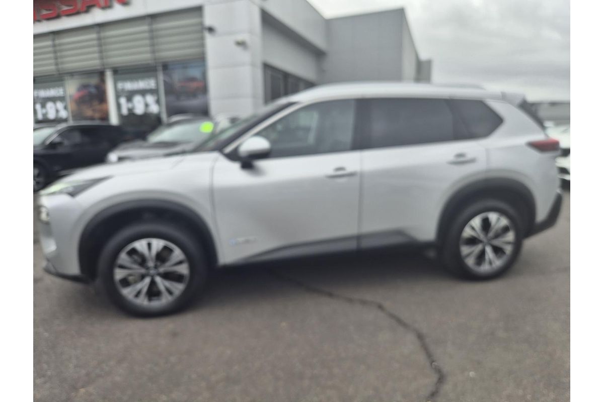 2023 Nissan X-TRAIL ST-L e-POWER T33