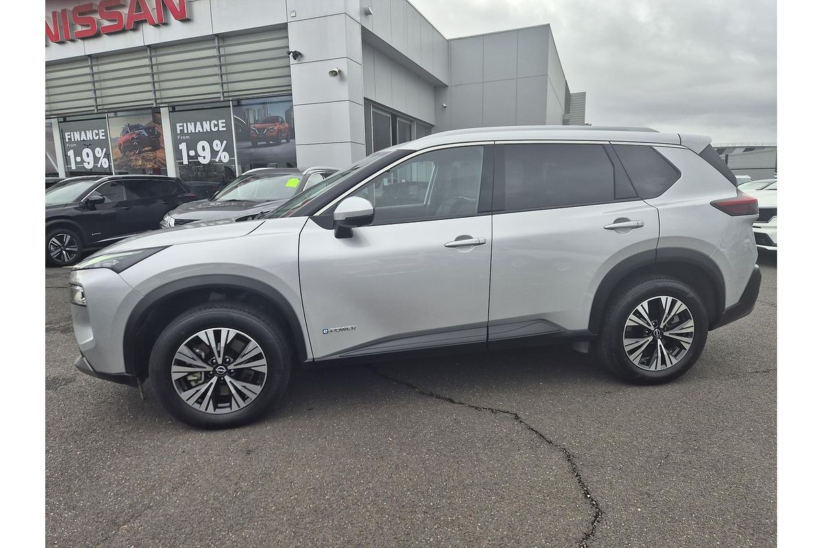 2023 Nissan X-TRAIL ST-L e-POWER T33