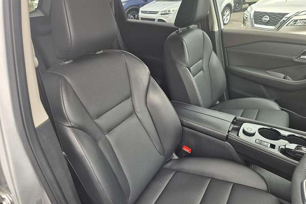 2023 Nissan X-TRAIL ST-L e-POWER T33