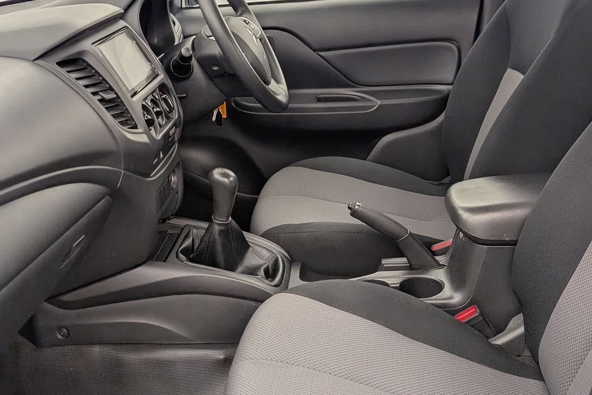 2023 Mitsubishi Triton GLX MR Rear Wheel Drive