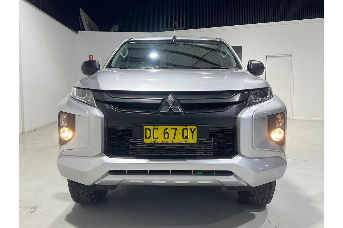 2022 Mitsubishi Triton GLX+ MR 4X4