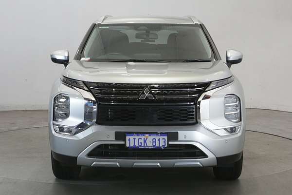 2024 Mitsubishi Outlander LS ZM