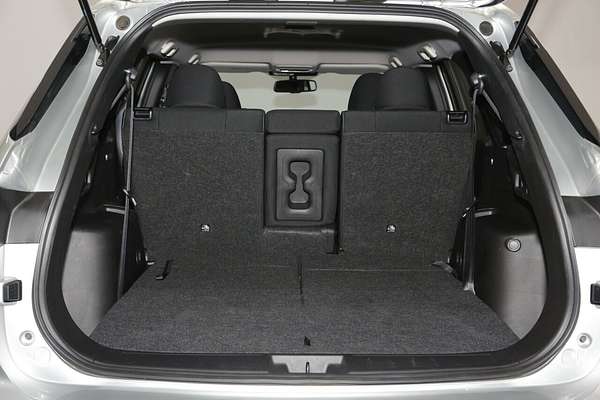 2024 Mitsubishi Outlander LS ZM