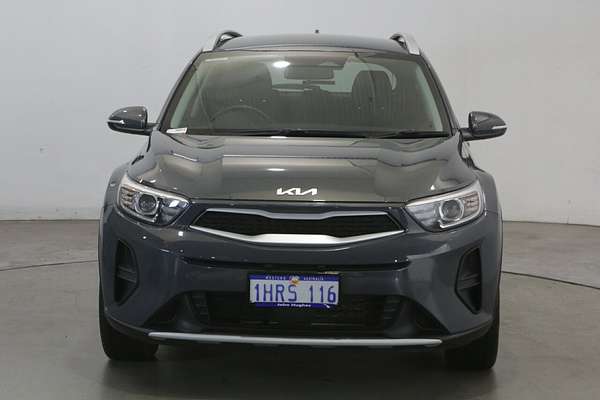 2024 Mitsubishi Outlander LS ZM